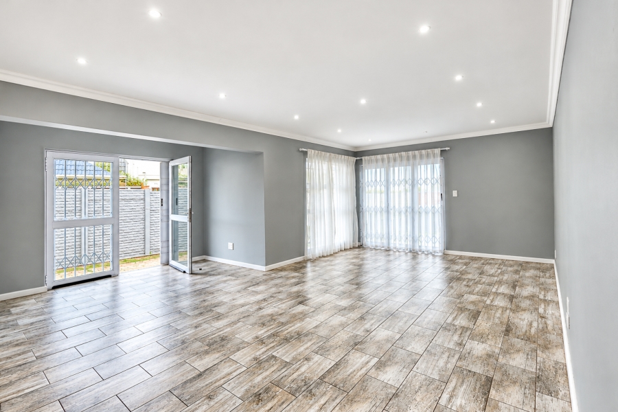 3 Bedroom Property for Sale in Gonubie Eastern Cape
